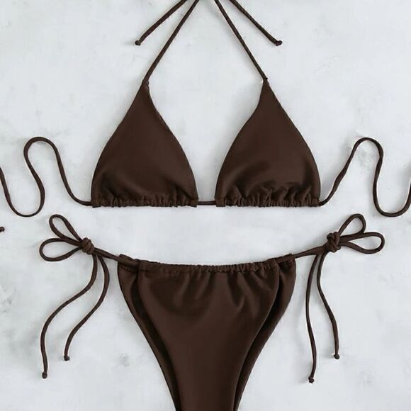 Bikini - Picture 6 of 9